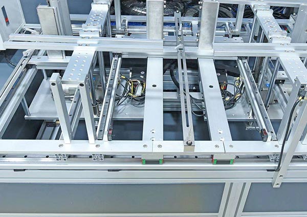 Collapsible Box Wing Assembly Machine